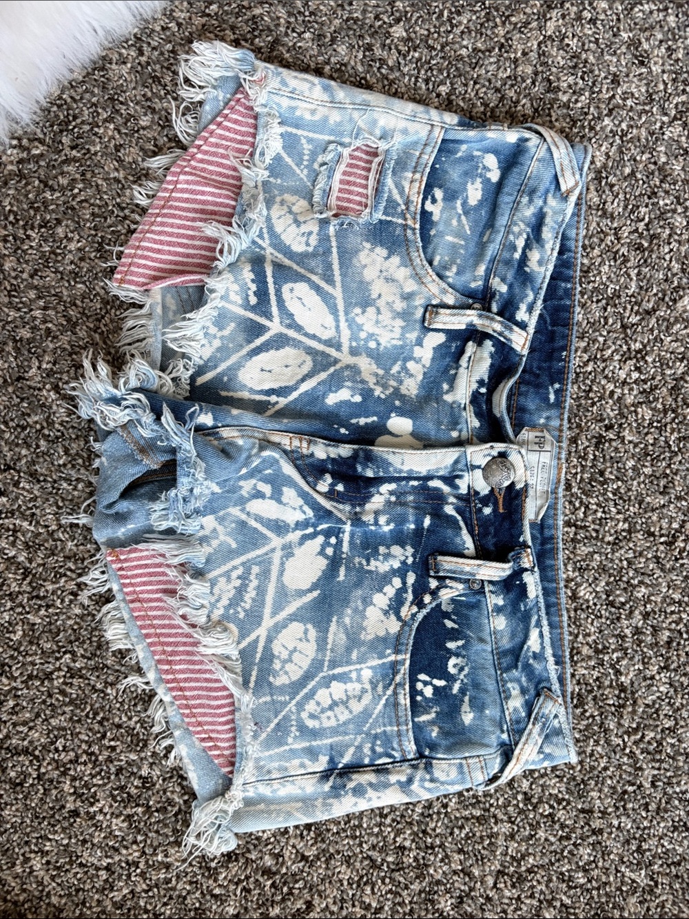 Free People Blue Bleached Leaf Print Denim Shorts with red stripe Liner